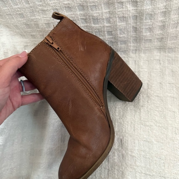 Lucky Brand Sassa Leather Heeled Boot - Picture 15 of 15